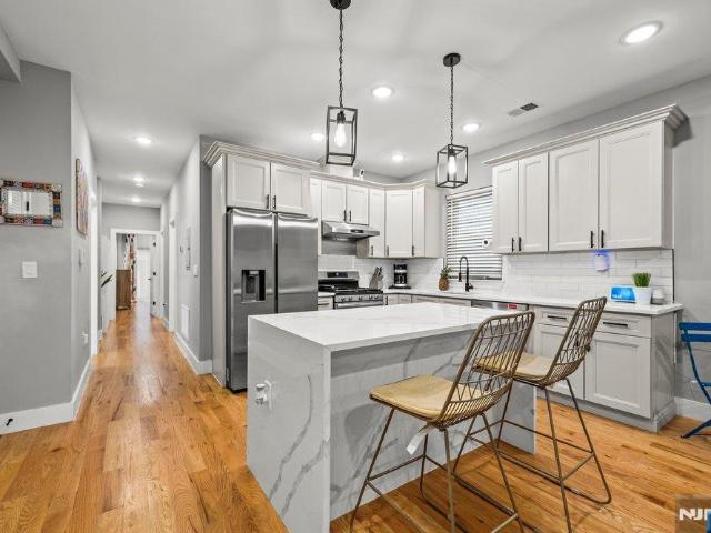 Condo for sale in Hudson, New Jersey