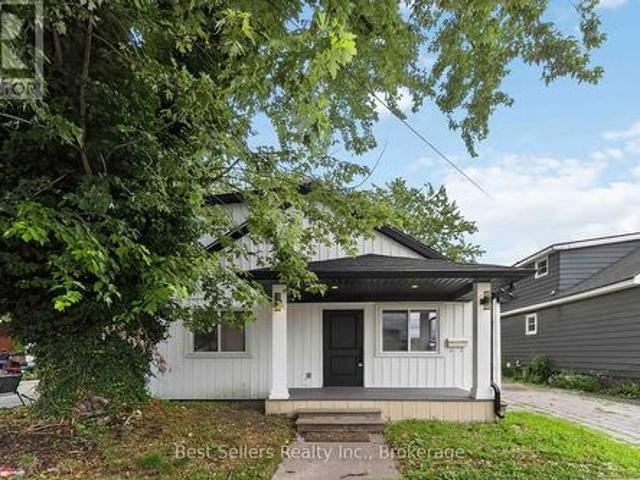 House for sale in St. Catharines, Golden Horseshoe