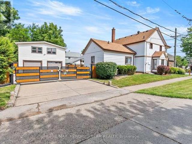 House for sale in Niagara, Ontario