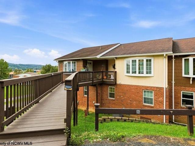 Townhouse for sale in Clarksburg, Harrison County