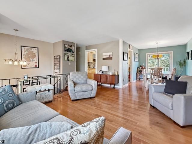 House for sale in Stewartsville, New Jersey