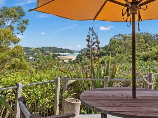 House for sale in Matapouri, Northland