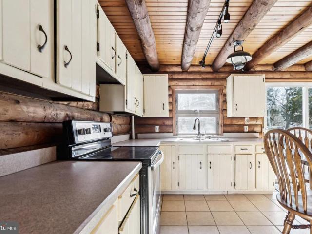 House for sale in Quinton, New Jersey