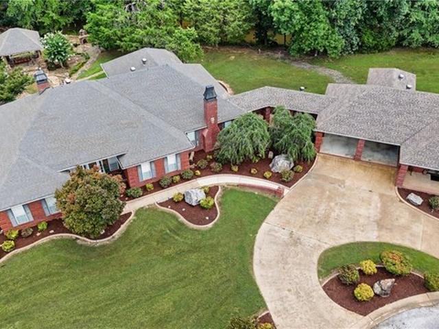 House for sale in Fayette, Fayette County