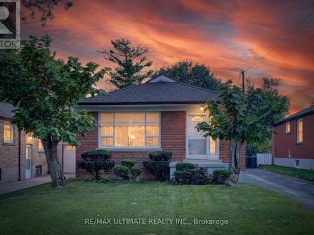 House for sale in Scarborough Southwest, Toronto