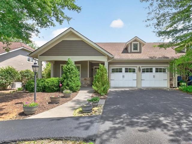 Townhouse for sale in Virginia
