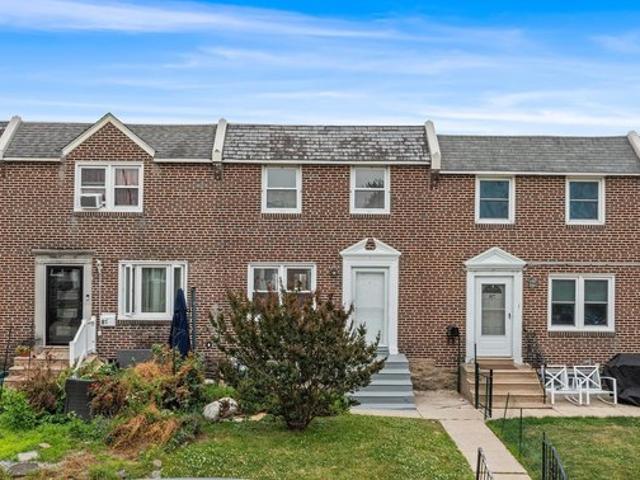 Townhouse for sale in Delco, Pennsylvania