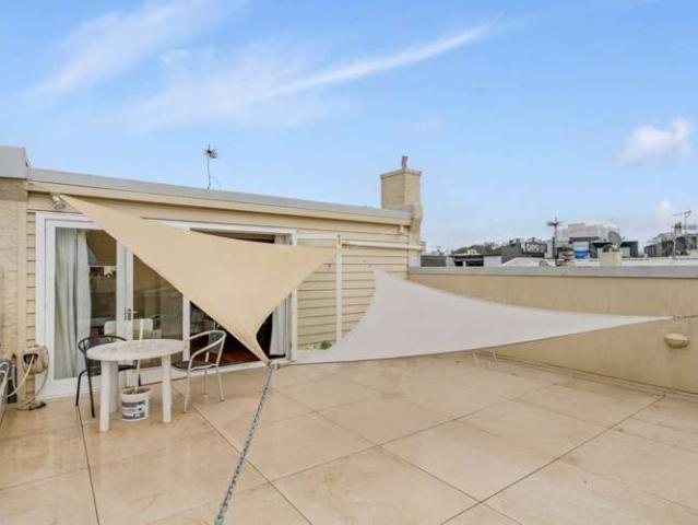 Apartment for sale in Newmarket