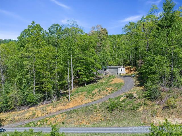 House for sale in Spruce Pine, North Carolina