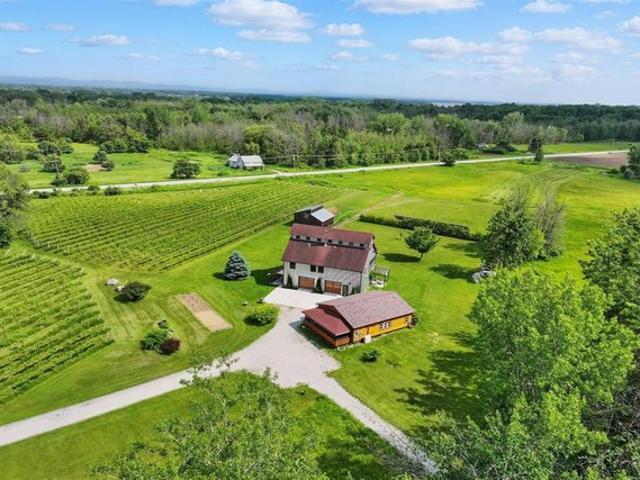 House for sale in Isle La Motte, Vermont