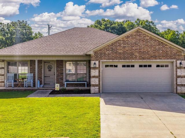 House for sale in Ark
