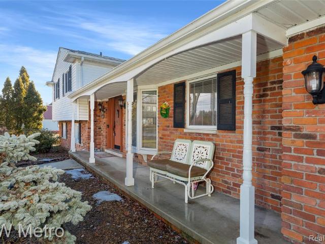 House for sale in Troy, Michigan