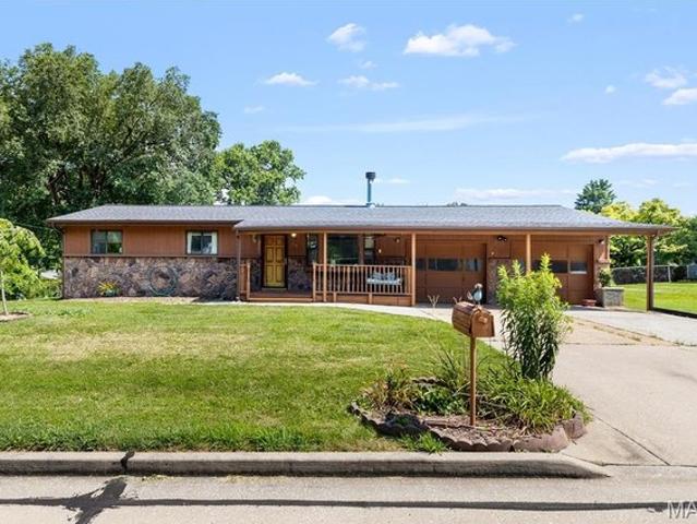 House for sale in Saint Charles, Missouri