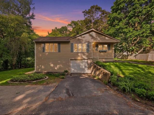 House for sale in New Hampshire