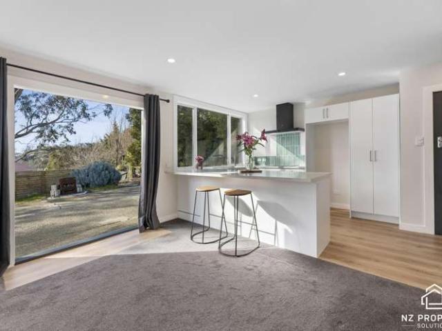 House for sale in Otakou