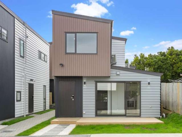 House for sale in Mount Roskill