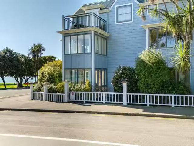 House for sale in Little Akaloa, Canterbury
