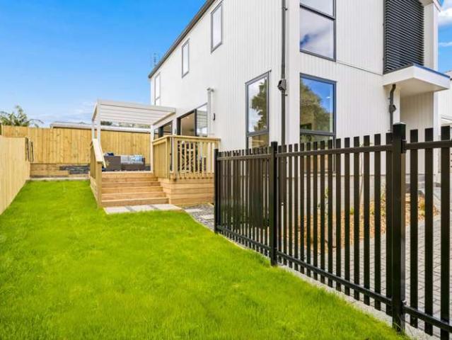 Townhouse for sale in Mount Albert, Albert-Eden