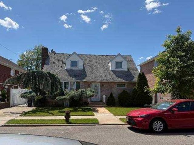 House for sale in Queens County, New York