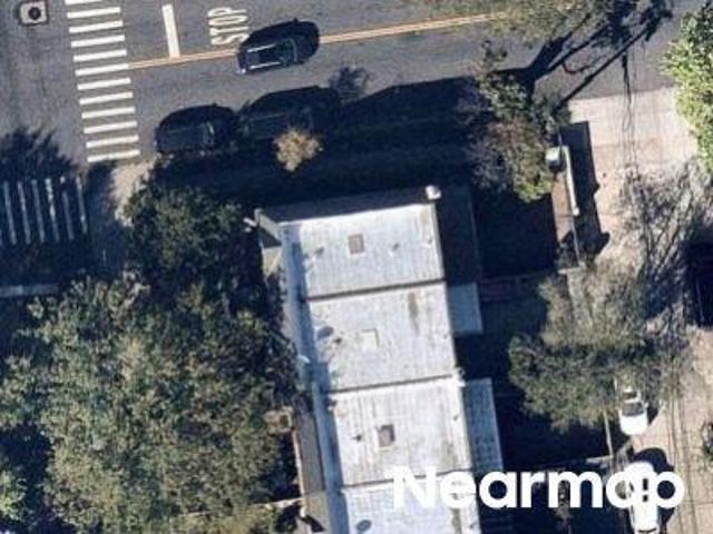 House for sale in Queens, Arverne