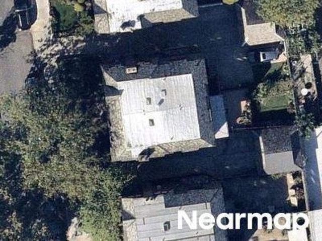 House for sale in Queens, Arverne