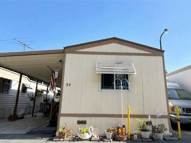 House for sale in Paramount, California