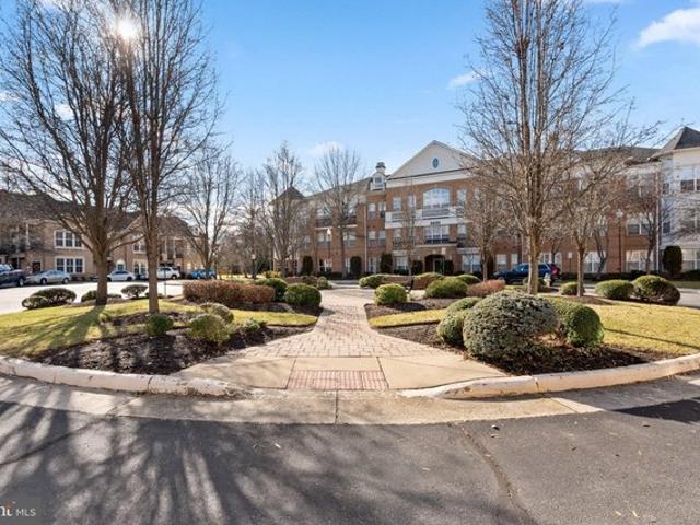 Condo for sale in Virginia
