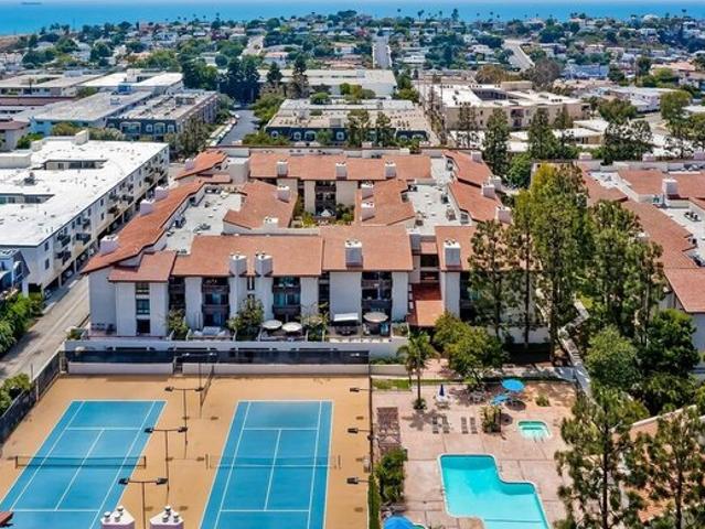 Condo for sale in Playa del Rey, Los Angeles