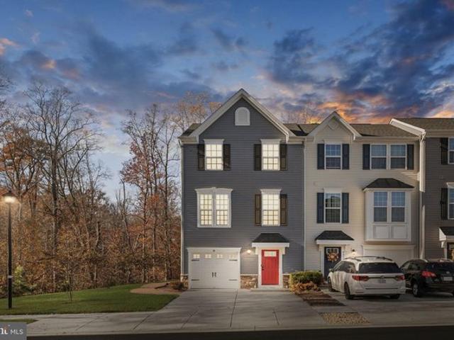 Townhouse for sale in Virginia