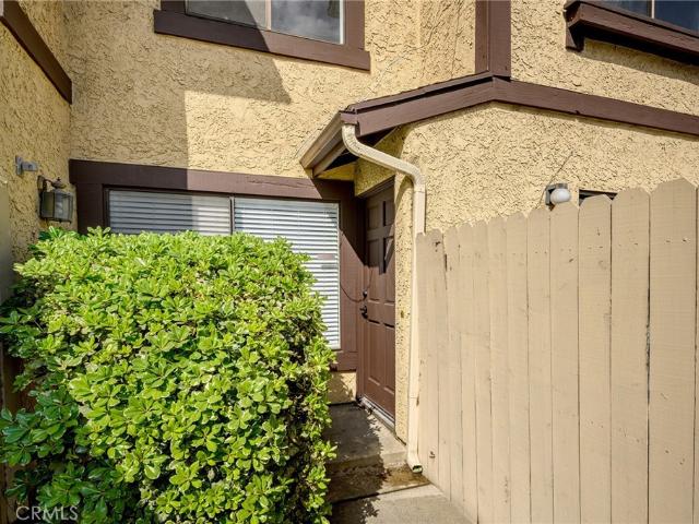 Townhouse for sale in Canoga Park, California