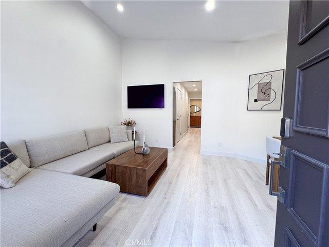 Condo for sale in Canoga Park, California
