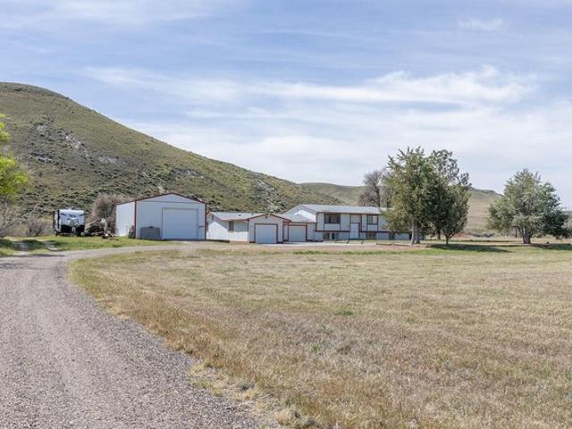 House for sale in Hammett, Idaho