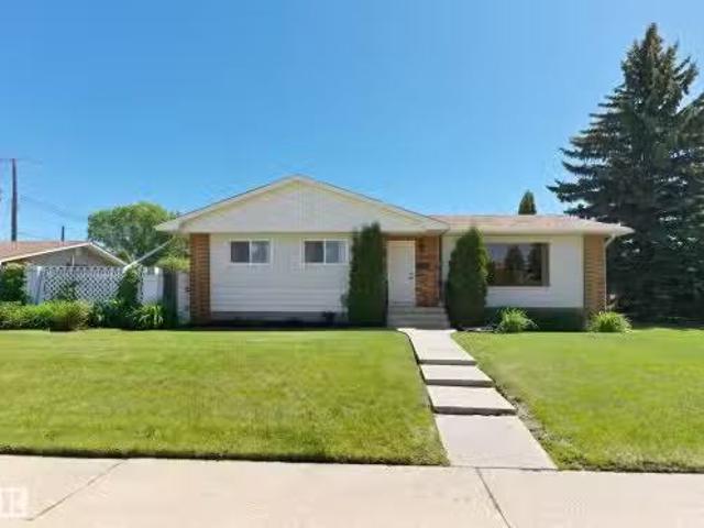 House for sale in Wedgewood, Alberta