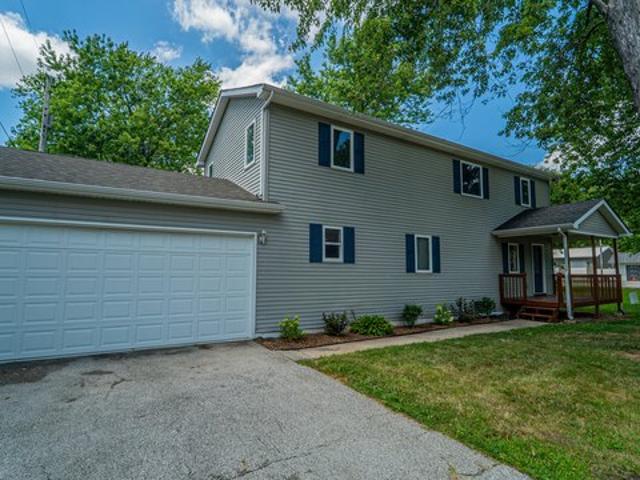 House for sale in Cedar Lake, Indiana