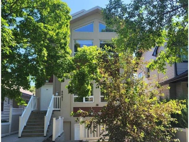 House for sale in Wedgewood, Alberta