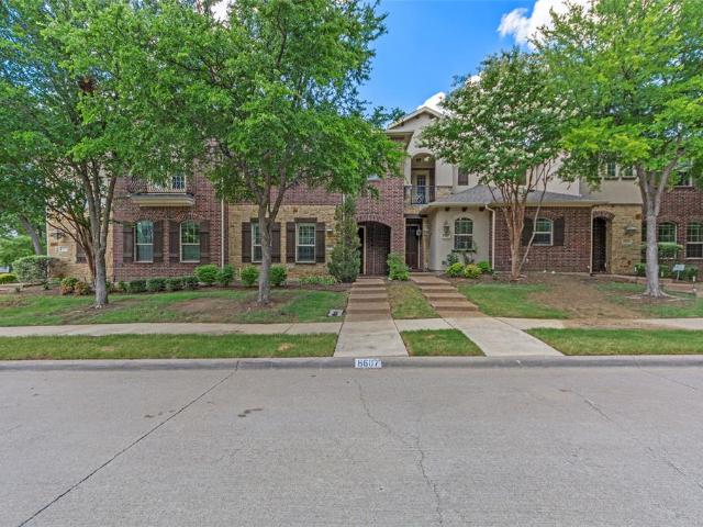 Townhouse for sale in Irving, Texas