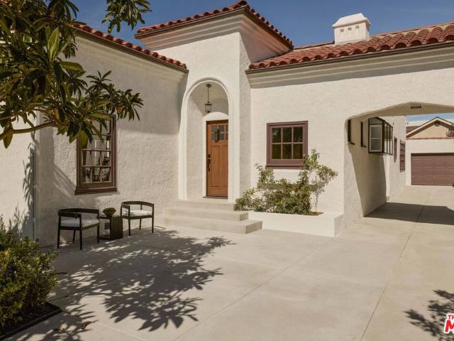 Property for rent in Beverly Hills, Los Angeles County