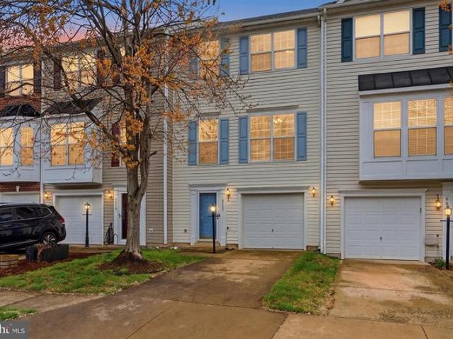 Townhouse for sale in Virginia