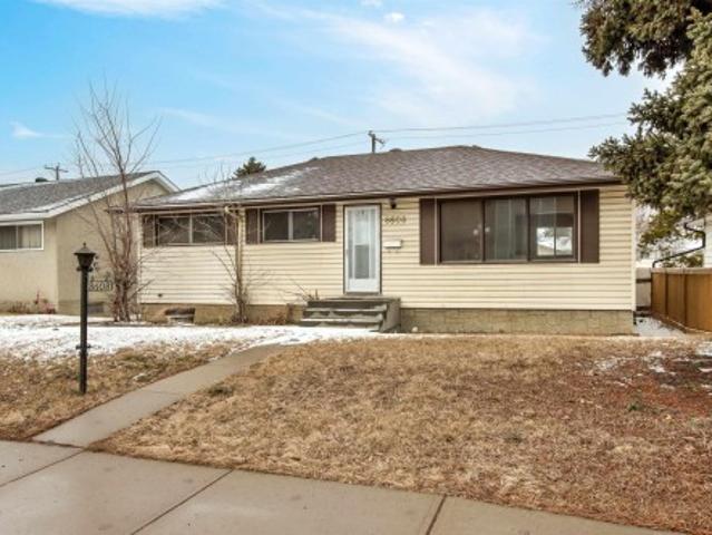 House for sale in Wedgewood, Alberta