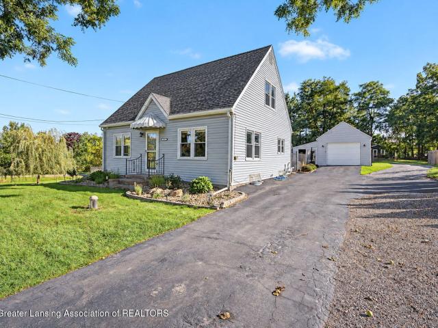 House for sale in Grand Ledge, Eaton County