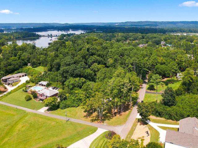 House for sale in Guntersville, Alabama