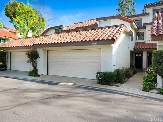 Condo for sale in Claremont, California