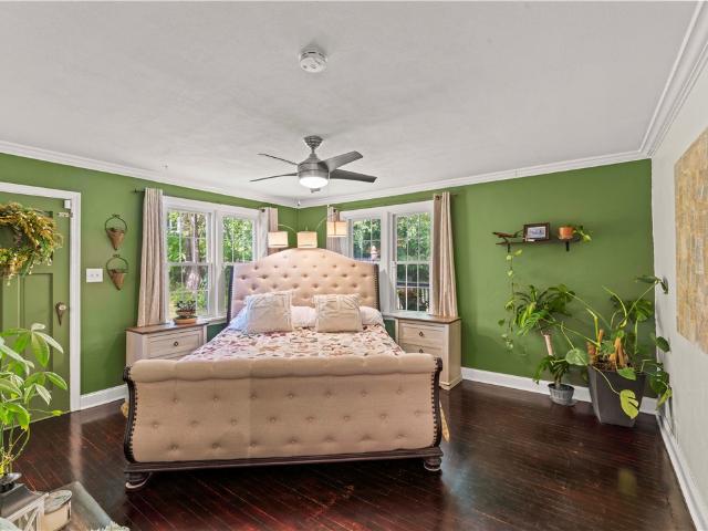 House for sale in Venetia, Pennsylvania