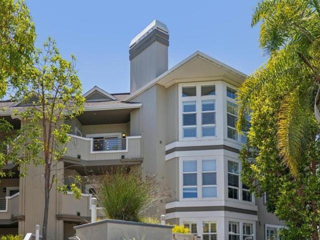 Condo for sale in San Mateo, California