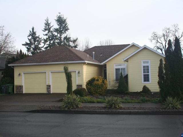 House for sale in Oregonia