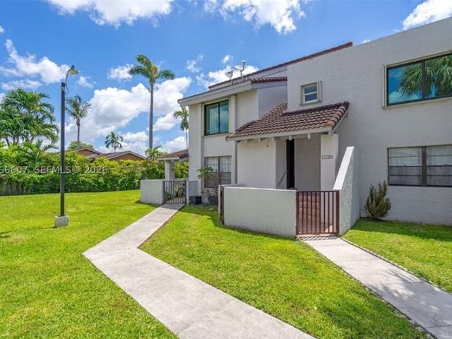 Townhouse for sale in Miami, Florida