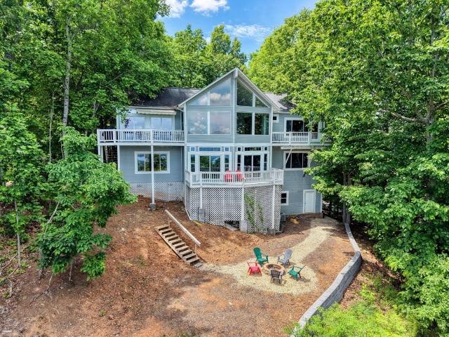 House for sale in Hiawassee, Georgia