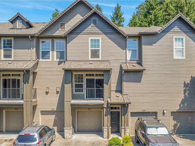 Condo for sale in Oregonia