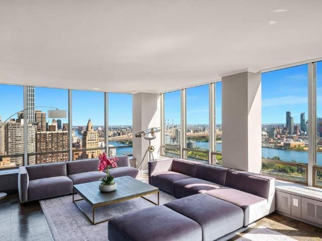 Property for sale in Manhattan Community Board 6, New York