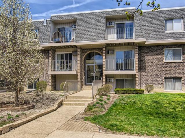 Condo for sale in Prospect Heights, Illinois